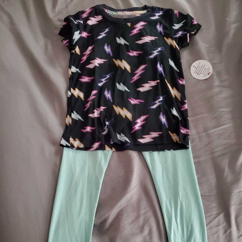 Dds and lularoe size 5/6